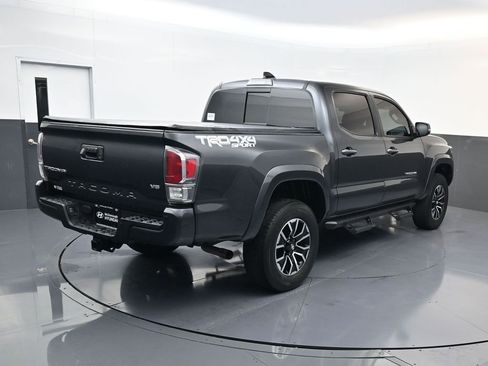 Used 2023 Toyota Tacoma TRD Sport w/ Technology Package AWD/4WD image 3
