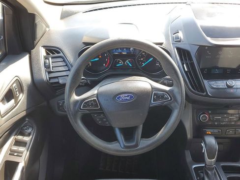 Used 2019 Ford Escape SE image 24