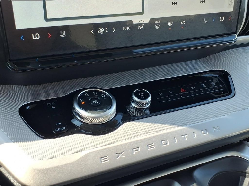 New 2026 Ford Expedition Max Active AWD/4WD image 24