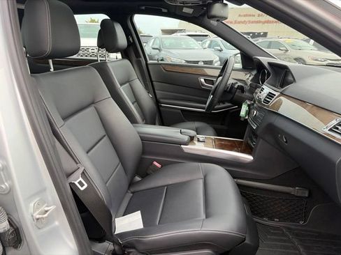 Used 2016 Mercedes-Benz E 350 Sedan image 13