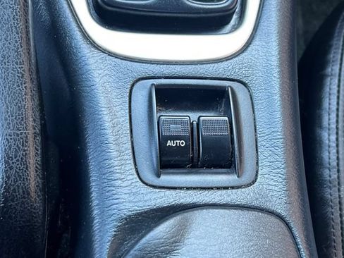 Used 2003 MAZDA MX-5 Miata RWD image 30