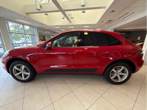 Used 2019 Porsche Macan AWD/4WD image 8
