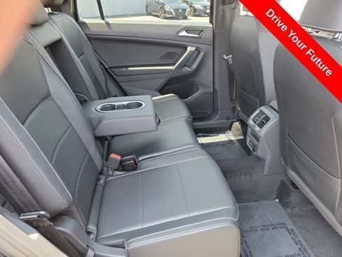 Used 2021 Volkswagen Tiguan SE R-Line AWD/4WD image 21