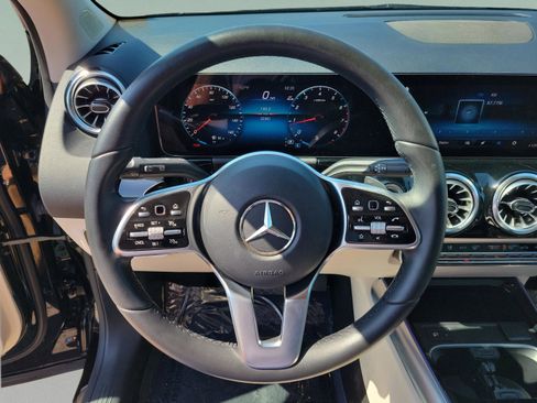 Certified 2023 Mercedes-Benz GLA 250 image 22