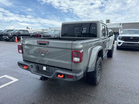 Used 2021 Jeep Gladiator Mojave AWD/4WD image 2