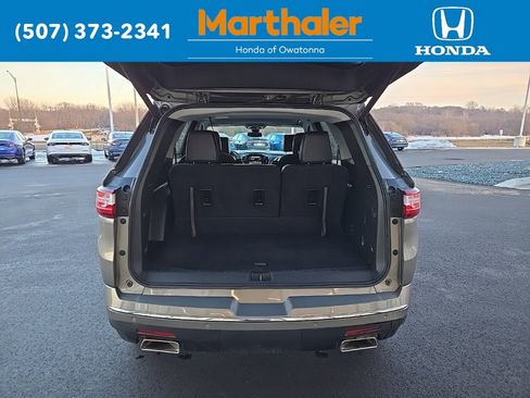 Used 2018 Chevrolet Traverse Premier image 15