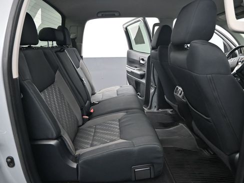 Used 2021 Toyota Tundra SR5 w/ TRD Off-Road Package image 12