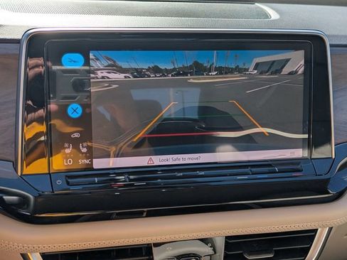 New 2026 Volkswagen Atlas SE FWD image 22