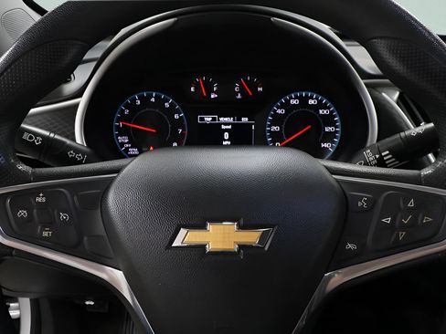 Used 2021 Chevrolet Malibu LS FWD image 13