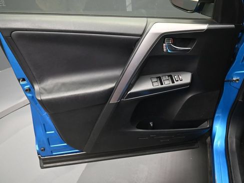 Certified 2016 Toyota RAV4 XLE AWD/4WD image 11