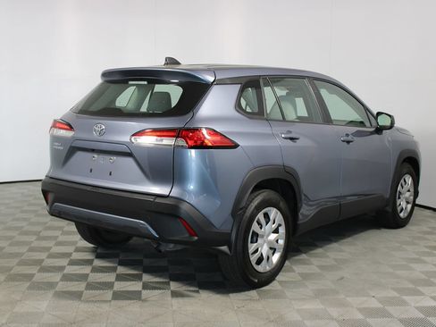 Used 2025 Toyota Corolla Cross L FWD image 33