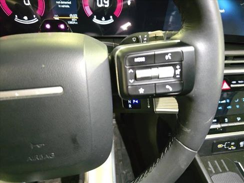 Used 2025 Hyundai Santa Fe SEL image 21