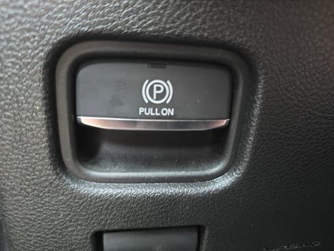 Used 2022 Jeep Grand Cherokee Altitude image 30