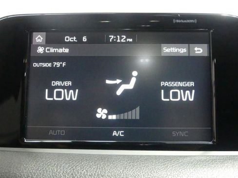 Used 2018 Kia Stinger image 44