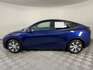 Used 2024 Tesla Model Y Long Range video 2