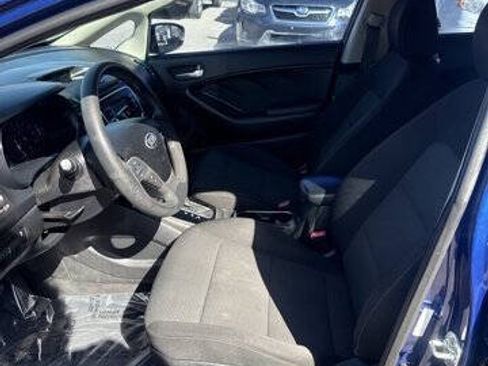 Used 2017 Kia Forte LX FWD image 11