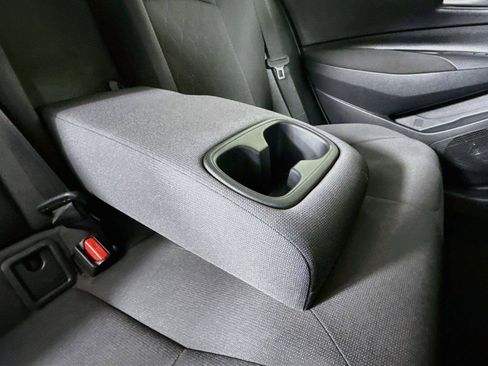 Used 2020 Toyota Corolla LE FWD image 31