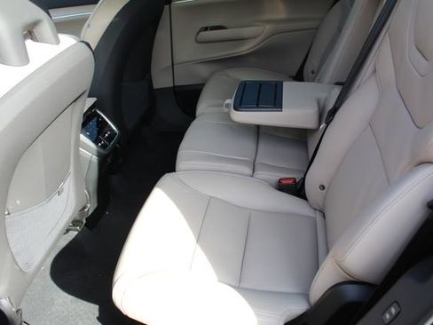 New 2026 Volvo EX90 Ultra AWD/4WD image 13