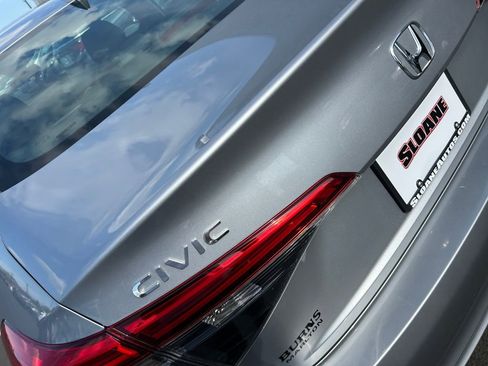 Used 2023 Honda Civic Sport image 19