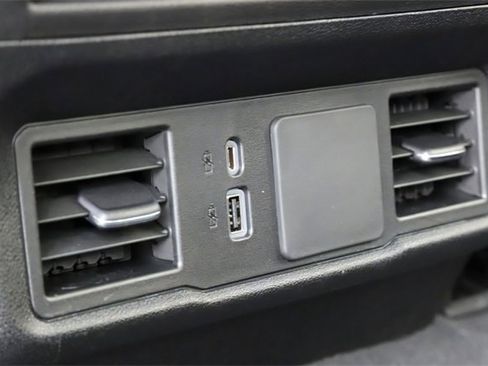 Used 2024 Chevrolet Silverado 1500 Custom Trail Boss image 18