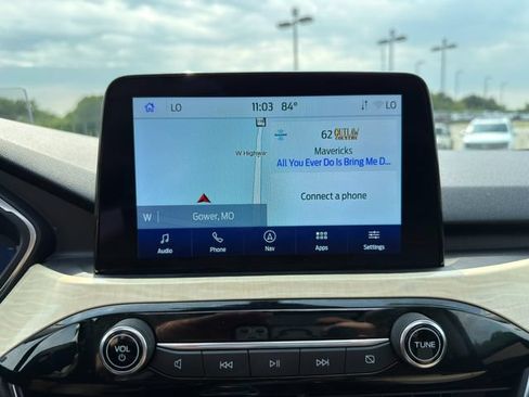 Used 2022 Ford Escape Titanium w/ Titanium Elite Package AWD/4WD image 26