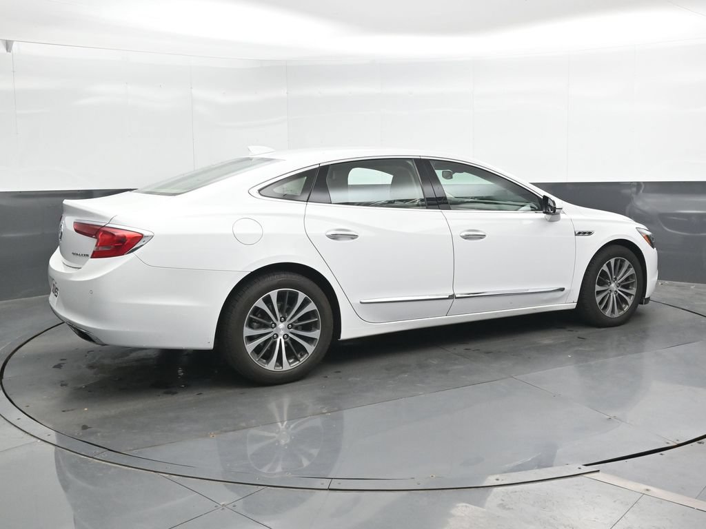 Used 2017 Buick LaCrosse Preferred FWD image 2