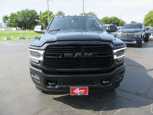 Used 2022 RAM 2500 Laramie w/ Night Edition AWD/4WD image 14