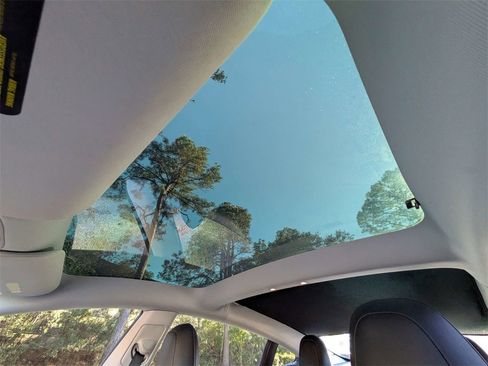 Used 2022 Tesla Model 3 Long Range image 20