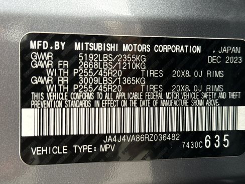 Used 2024 Mitsubishi Outlander SE Black Edition image 30