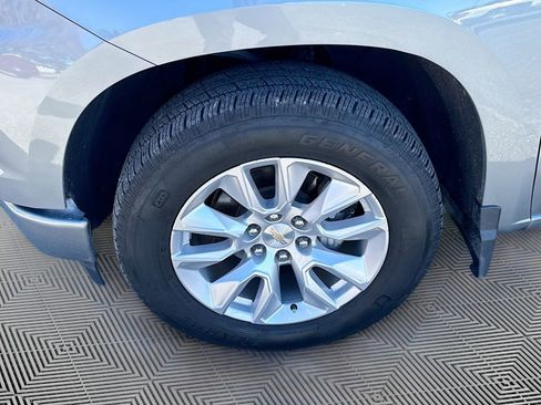 Used 2024 Chevrolet Silverado 1500 Custom image 28