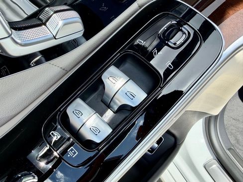 New 2026 Mercedes-Benz S 580 4MATIC Sedan image 17