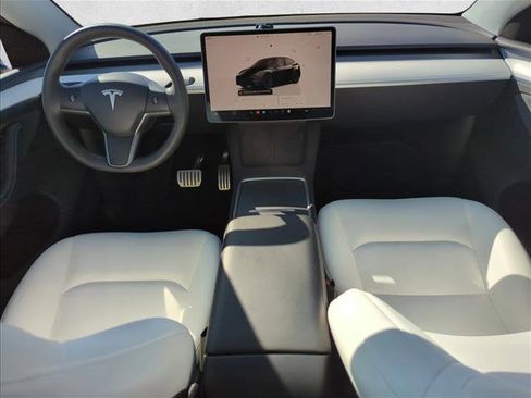 Used 2025 Tesla Model Y Performance AWD/4WD image 20