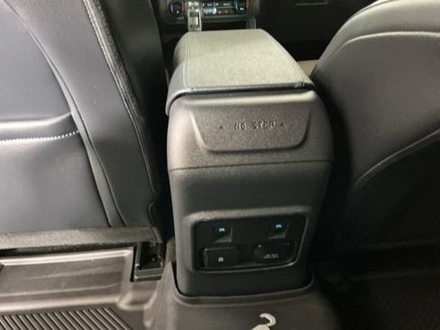 Used 2024 Ford Bronco Wildtrak AWD/4WD image 27