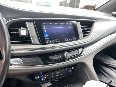Used 2024 Buick Enclave Essence w/ Experience Buick Package FWD image 15
