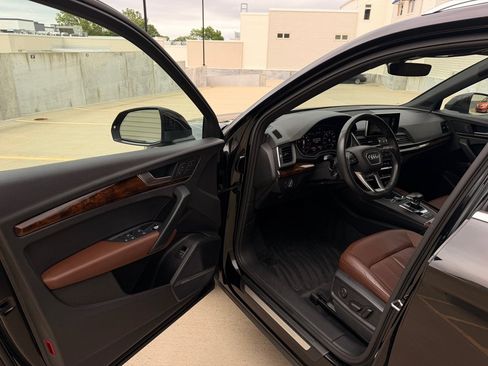 Used 2018 Audi Q5 2.0T Premium Plus w/ Premium Plus Package AWD/4WD image 8