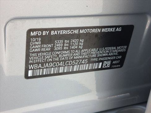 Used 2020 BMW 530e w/ Premium Package image 26