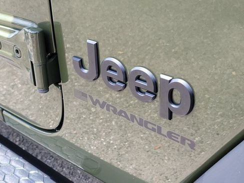 Used 2024 Jeep Wrangler Unlimited Sport AWD/4WD image 7