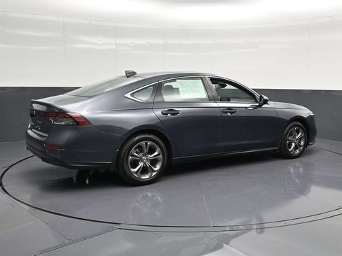Used 2024 Honda Accord EX image 3