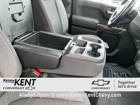 Used 2020 Chevrolet Silverado 1500 LT w/ All-Star Edition image 17