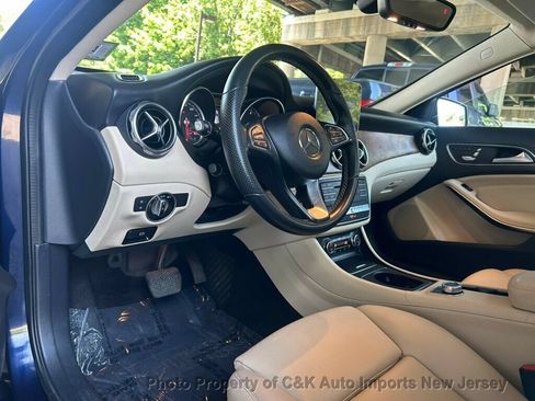 Used 2019 Mercedes-Benz GLA 250 4MATIC image 25