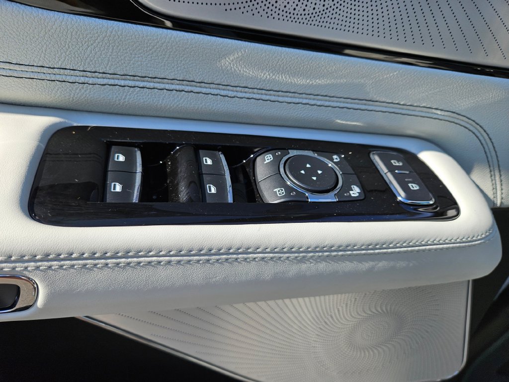 New 2027 Lincoln Navigator Reserve AWD/4WD image 23