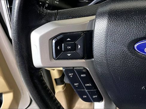 Used 2018 Ford F250 Lariat w/ Chrome Package AWD/4WD image 14