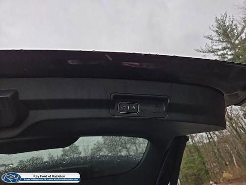 Used 2024 Ford Explorer ST-Line w/ Class IV Trailer Tow Package image 21