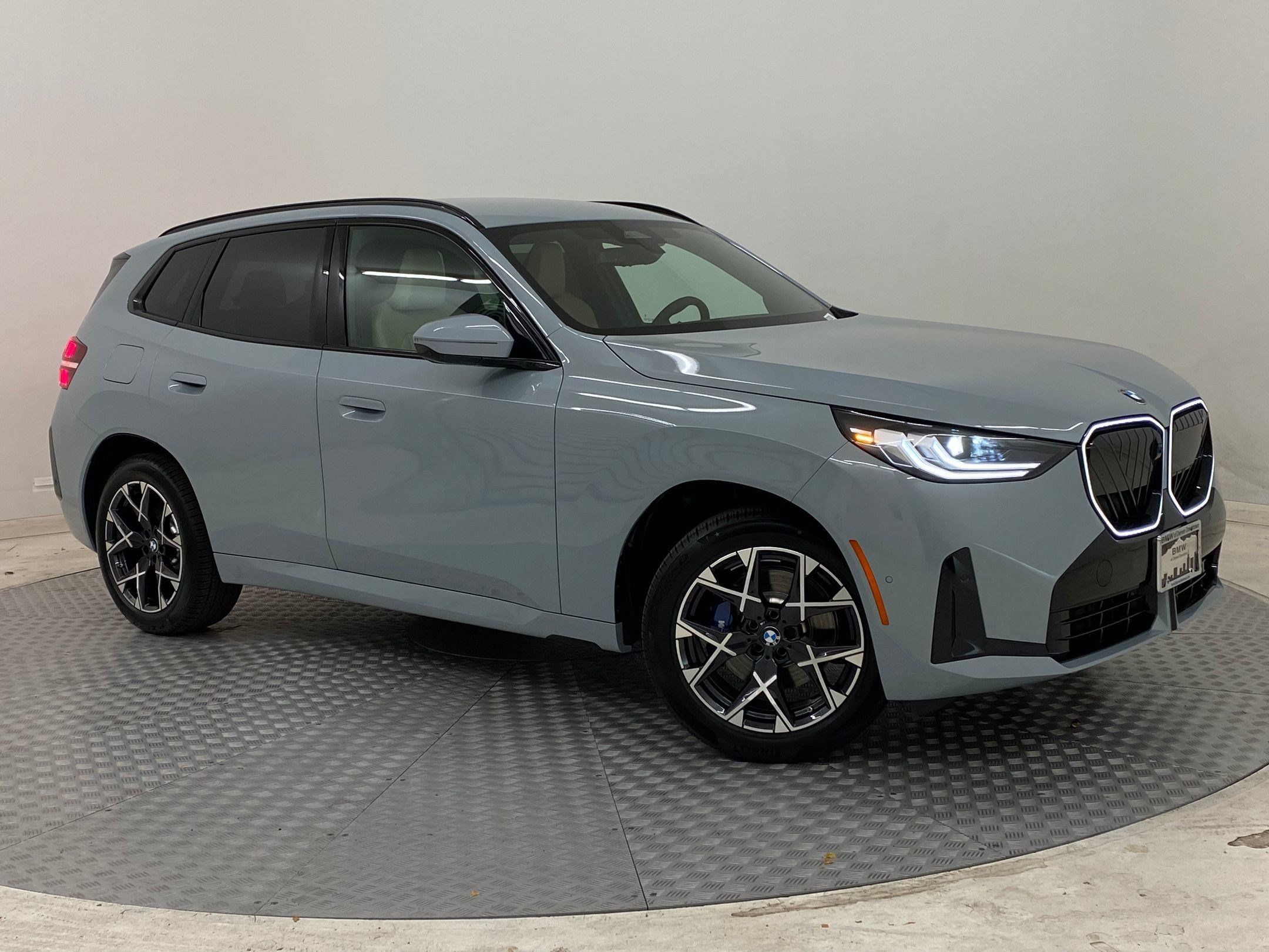 Used 2026 BMW X3 xDrive30i w/ Premium Package AWD/4WD image 6