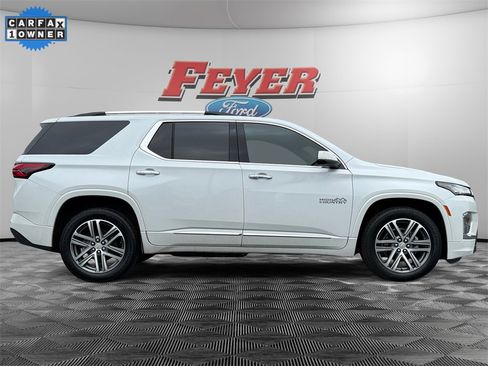 Used 2023 Chevrolet Traverse High Country image 6