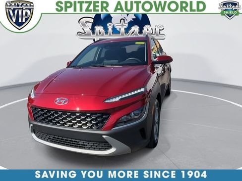 Used 2023 Hyundai Kona SEL AWD/4WD image 3