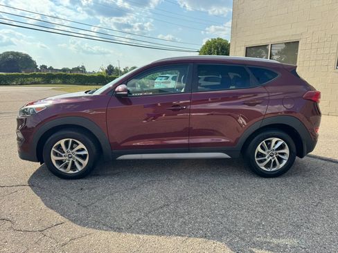 Used 2017 Hyundai Tucson SE Plus AWD/4WD image 5
