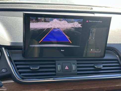 Used 2023 Audi Q5 2.0T Premium image 18