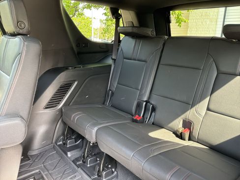 Used 2023 Chevrolet Tahoe RST w/ Luxury Package AWD/4WD image 32