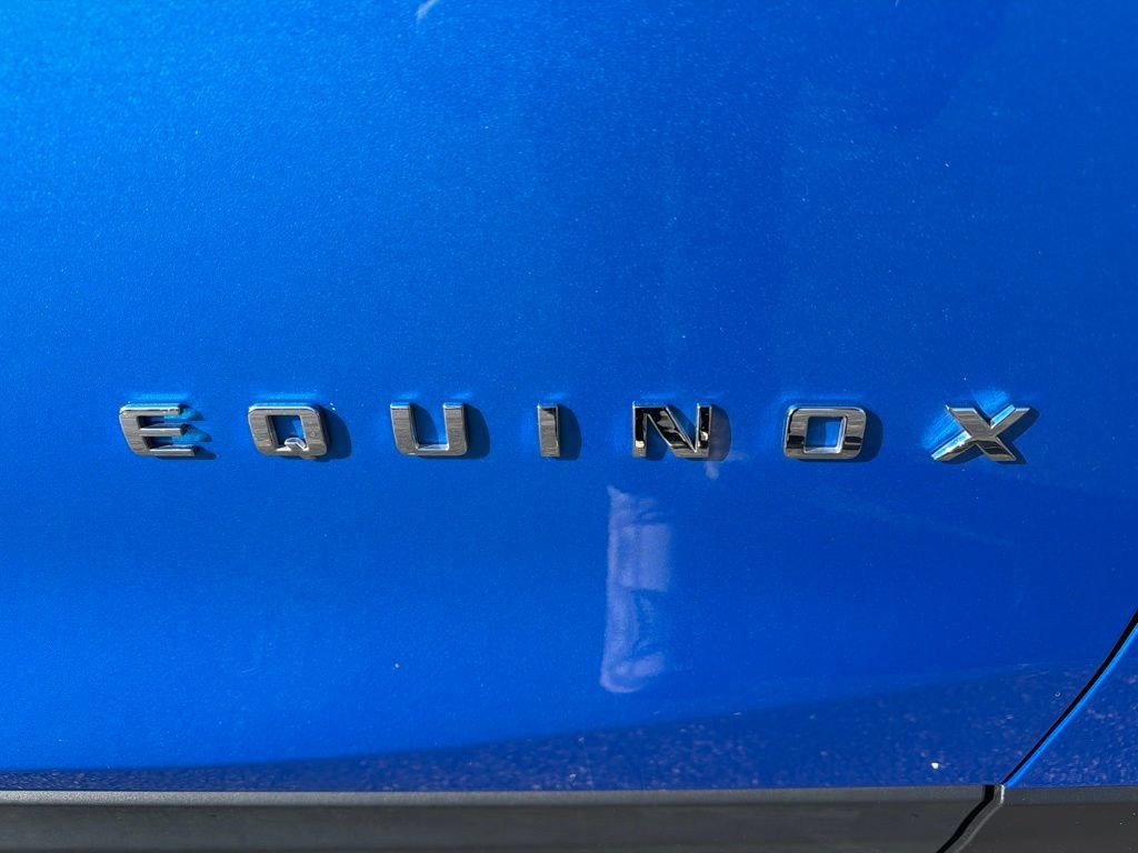 Used 2024 Chevrolet Equinox LT AWD/4WD image 10